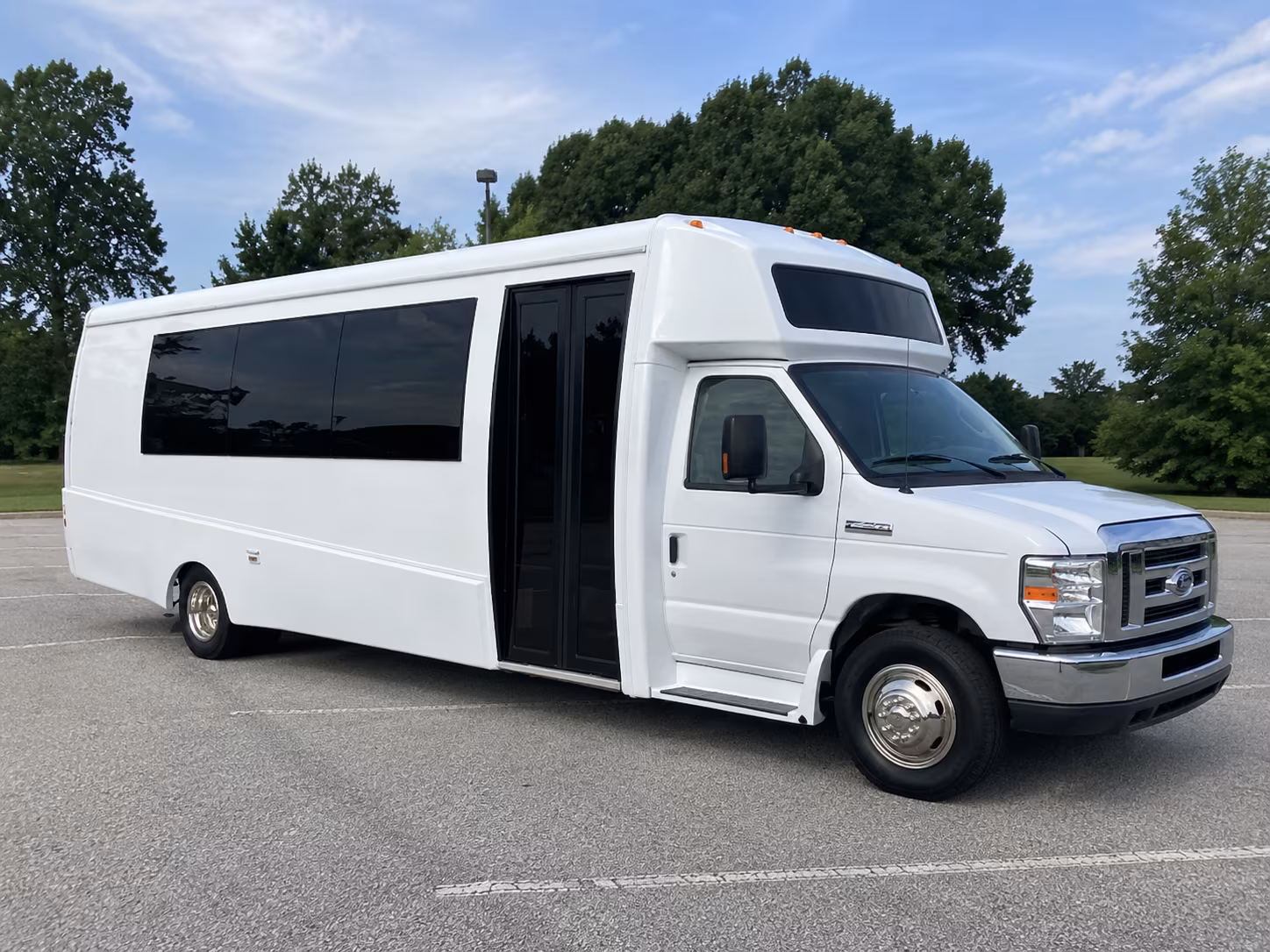 menifee 18 passenger party bus