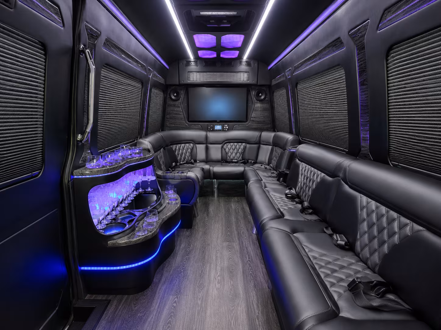 prom bus rentals to the lake elsinore diamond